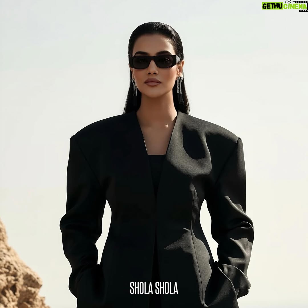Tia Bajpai - 3 Likes - SHOLA SHOLA is Out Now!
On all platforms.
Get your swag ON

Producer: Prince Romal
Singer: Tia Bajpai
Lyrics: Tia Bajpai
Mix & Master: Romal Studios