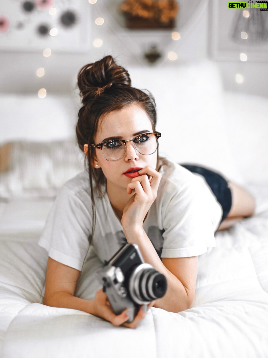 Tiffany Alvord - 3.4K Likes - 💫 The year is 2016.. the era of Pinterest inspired photo-shoots, touring, & good ole’ YouTube days 💕 #2016 

So much has changed yet it feels like yesterday! 

And yes I’m still stuck in the “my instagram needs an aesthetic state of mind.” 😂 still trying to rewire that Instagram is video driven now bc to me Instagram = 2016 insta. 🙈🫠