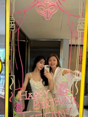 Tiffany Young Instagram - february finale 🩷
