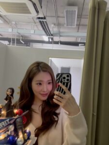 Actress Tiffany Young HD Photos and Wallpapers February 2026