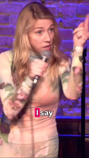 Tina Friml Instagram - 🎤 I STRIVE to be FASCINATING…
#standup #newyork #disability #standupcomedy #jokes #tinafriml #cerebalpalsy #kink #manifestation