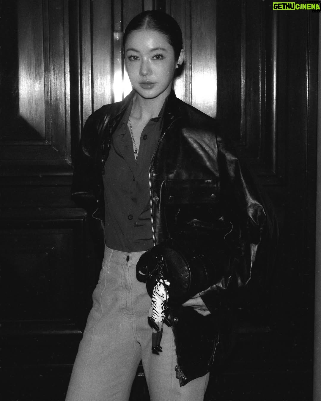 Tipnaree Weerawatnodom - 427.4K Likes - 🤘🏻❤️‍🔥🍕✨ #PradaFW26 #Prada @prada