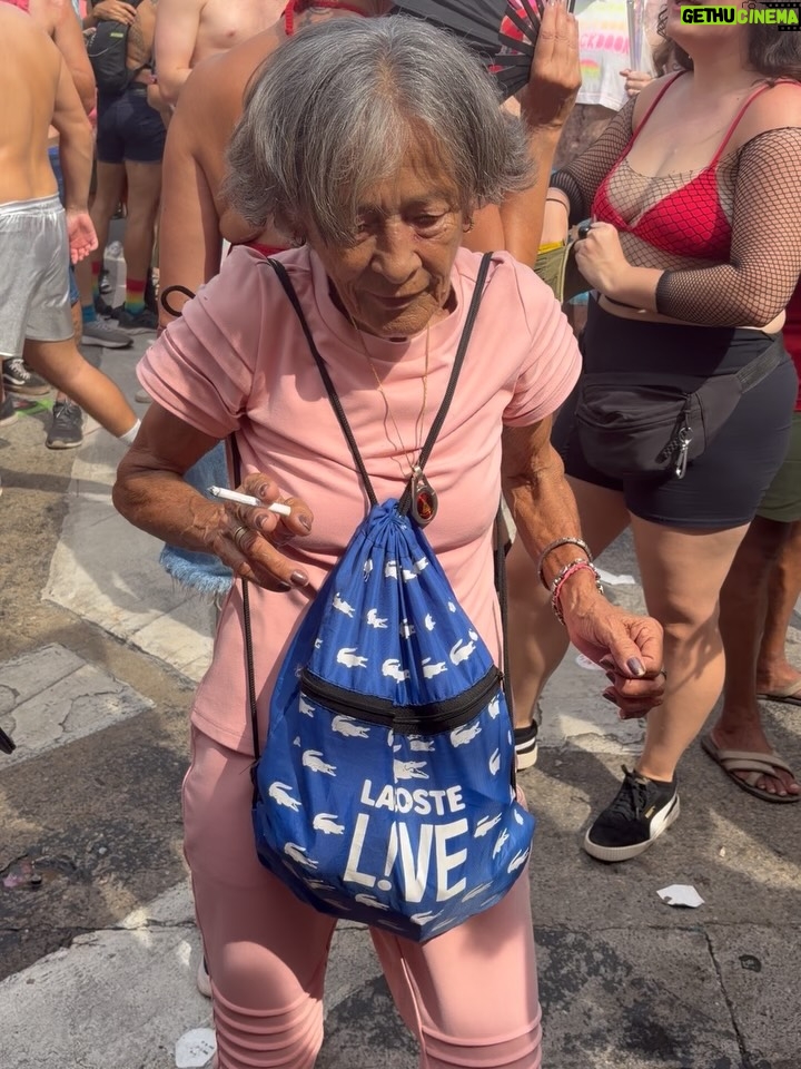 Titi Müller - 13.3K Likes - Deusulivre não ser brasileira 🙌