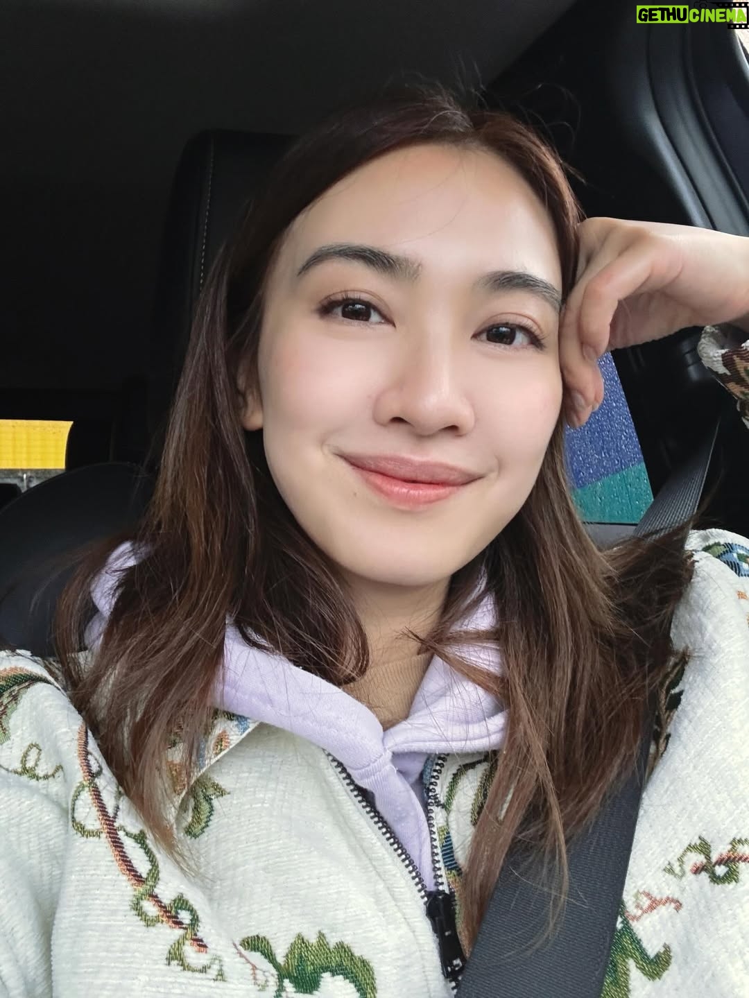 Tracy Chu - 15.2K Likes - Canadian shenanigans. 🍁🇨🇦 Recent events have taught us not to take life for granted. 🙏🕯️Everytime in Vancouver, I am reminded that my friends and family made me who I am, and they will always stand by me no matter what. ♥️ I hope they know I am grateful, I hope they know I am thinking of them, even when I forget to text them Happy Birthday or Merry Christmas year after year. 🏠💌