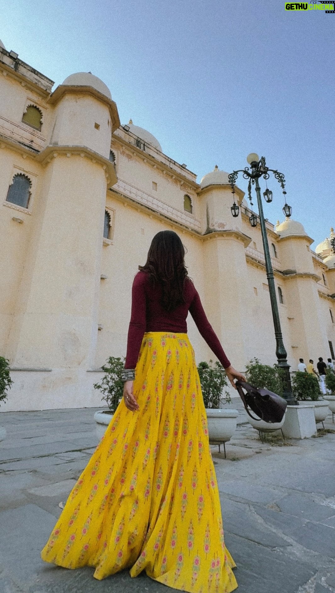 Triparna Dey - 3.3K Likes - GRWM in Udaipur with my @plumgoodness 
This is our Day three here and I love the city already. Kept my makeup minimal and skipped the heavy base and kept it light & simple. 

Comment for product links ! 

#grwm #udaipur #skincareroutine #ad