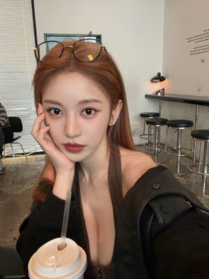 Tsai Jui-hsueh Instagram - 祝你們大橘大利🍊🧡
