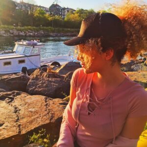 Tuana Tezsay Instagram - 2016 yılına geri dönüş yapıyomuşuz🥹 üniversite birinci sınıf zamanları 10 sene nasıl geçmiş olabilir inanamıyorum….