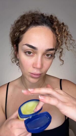 Tuana Tezsay Instagram - Kuyudan çıkan kız diyeeğğğ