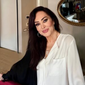 Türkan Şoray Instagram - İyi haftalar..