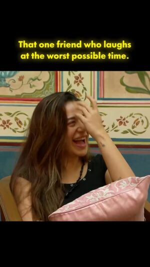 Urvashi Dholakia Instagram - Can’t take me anywhere. 🤭

#The50 #The50show #The50RealityShow #KrishnaShroff