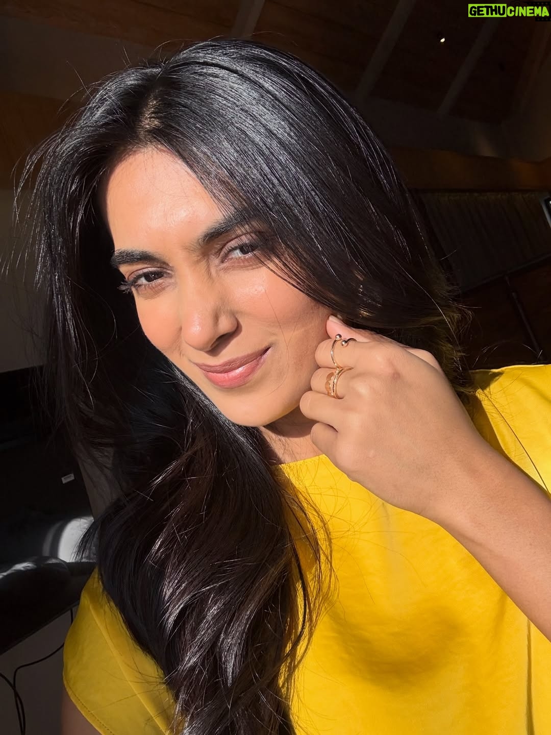 Vaishnavi Andhale - 19.1K Likes - bits of me across the world from front camera POV 🩵