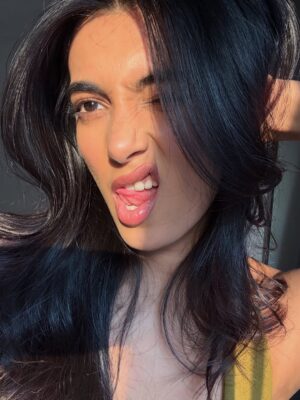 Vaishnavi Andhale Instagram - bits of me across the world from front camera POV 🩵