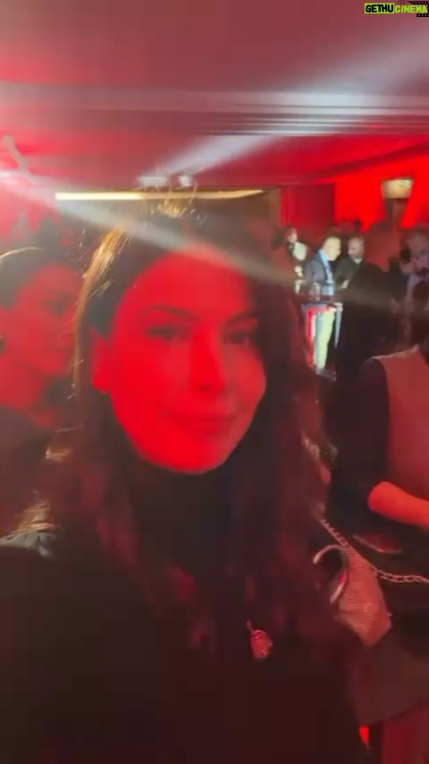 Valbona Selimllari - 1.1K Likes - Nje feste e bukur mes miqsh, qe shenon fillimin e nje rruge te re per @vitaproductions.al  Shume suksese ne projektin per te sjelle gjithnje gjera te bukura