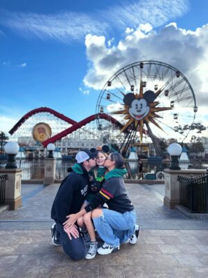 Vanessa Lachey Instagram - Spontaneous Disney Day is ALWAYS a great idea! Perfect day celebrating our special gal turning 11! We LOVE our Belly B… more than words can ever express! 1/5/15 ♥️💫