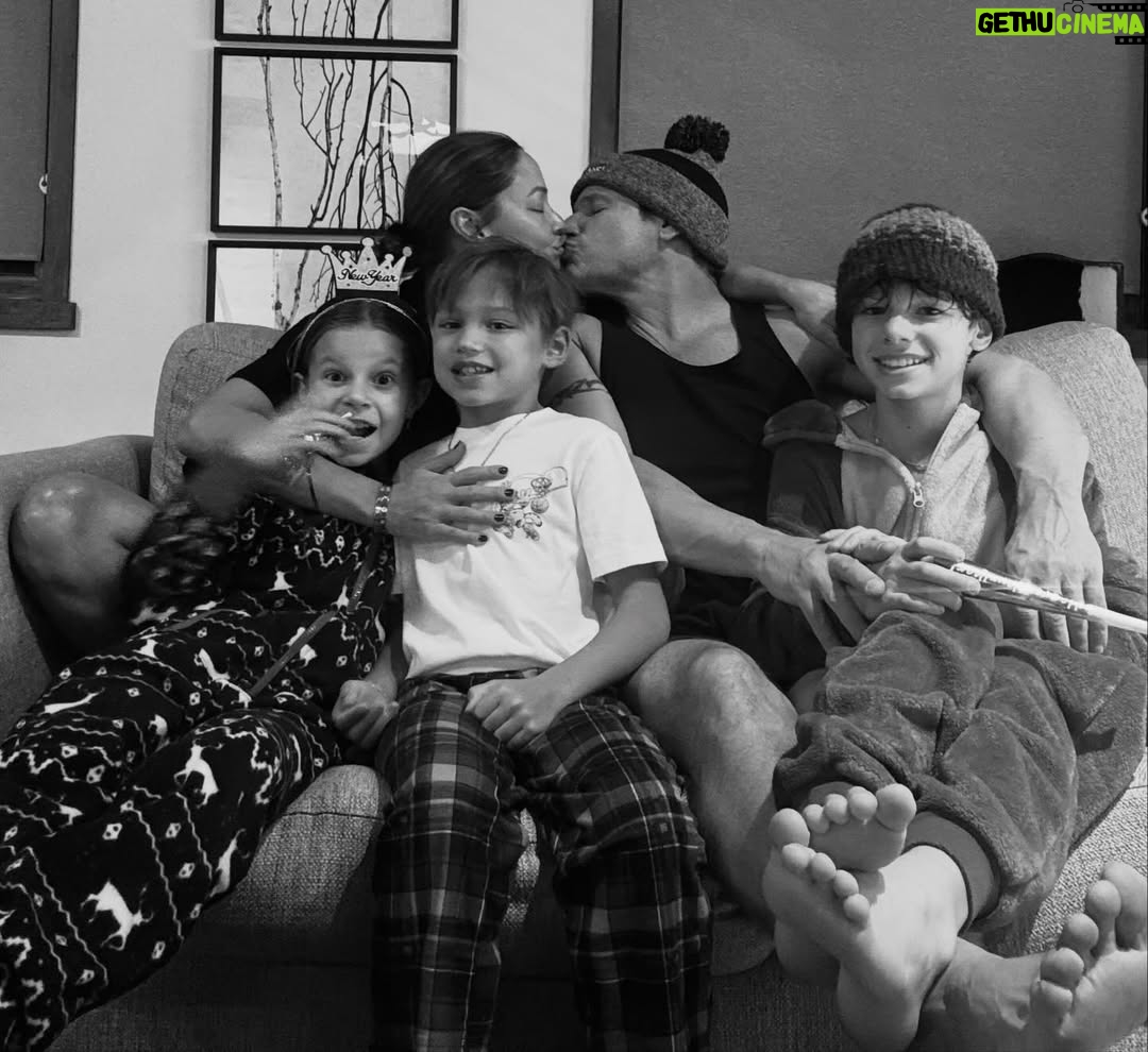 Vanessa Lachey - 14.7K Likes - 10, 9, 8, 7, 6, 5, 4, 3, 2, 1!!! Best little night, our own fab five, on the couch, one big snuggle and a New Year’s celebration. Happy New Year Everyone! Here’s to dreams coming true in 2026. 💫♥️