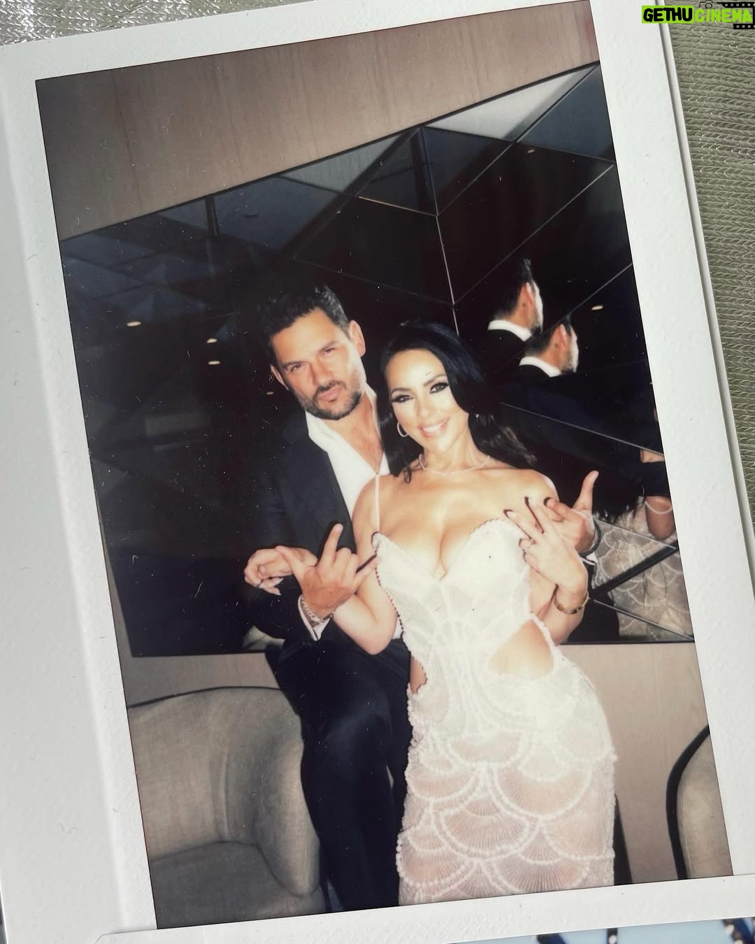 Vanessa Villela - 4.1K Likes - Happy Birthday to the LOVE OF MY LIFE! 
my best friend, my soulmate, my wife!
Here is to many more adventures 
Forever te Amo! 
❤️❤️