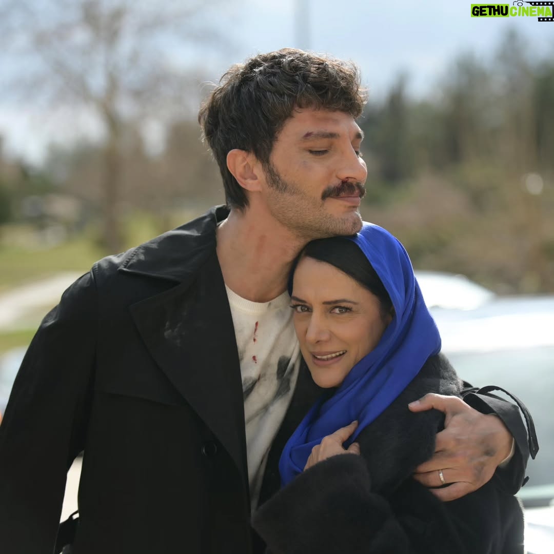 Veda Yurtsever - 12.4K Likes - Annesinin minnoşu, hanimiş benim halefim @ilhansen 🩷🥰 Bu akşam gelin konağa, bekliiz🙏  @halefdizi  @nowtvturkiye  #halefköklerinçağrısı