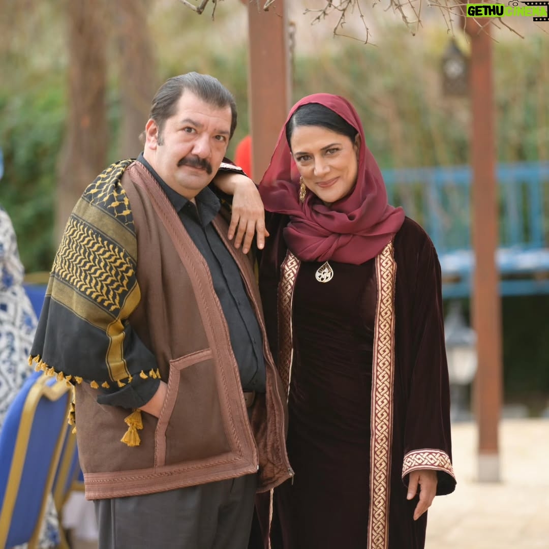 Veda Yurtsever - 32.8K Likes - Hiç unutmam gene bir gün setteyiz, gâh çekiyoruz gâh eğleniyoruz... Buyrun, akşam da konaktayız, çaya gelin🫶😘🙏 @halefdizi @nowtvturkiye @mostproduction #halefköklerinçağrısı