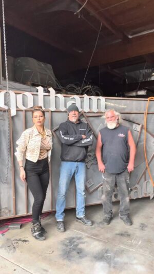 Vera Bambi Instagram - Huge thank you to everyone who’s supported and participated with Gotham Garage. 🔧🔥
We’re just getting started,stay tuned for what’s coming next on YouTube!
#GothamGarage #CarBuilds #CustomCars #YouTubeCreators #CarCommunity