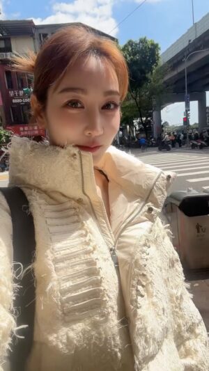 Vicky Tseng Instagram - 今天有假太陽因為真的好冷