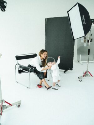Victoria Mehault Instagram - My forever boy 🤍 premier shooting pour boubou, il était tout content et faisait n’importe quoi 😂 Il a même jugé nécessaire de faire une pause en s’allongeant au sol 😭😭 📸 @luciledafonseca