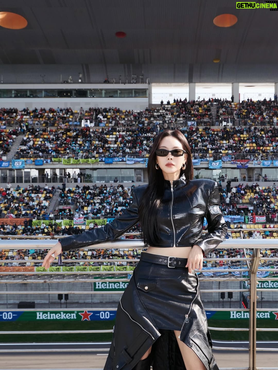 Wang Feifei - 8.1K Likes - #f1 🏎️🏎️ #shanghai

 #天猫小黑盒 x #VOGUE