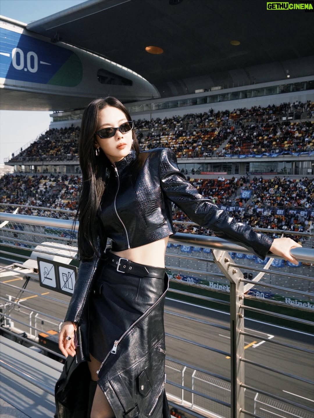 Wang Feifei - 8.1K Likes - #f1 🏎️🏎️ #shanghai

 #天猫小黑盒 x #VOGUE