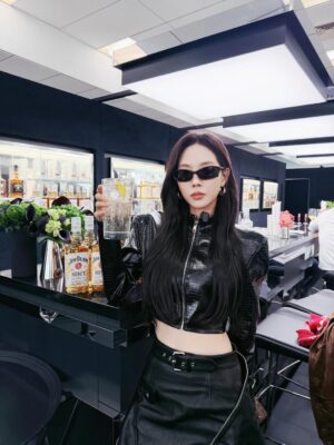 Wang Feifei Instagram - #f1 🏎️🏎️ #shanghai

 #天猫小黑盒 x #VOGUE