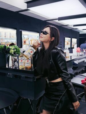 Wang Feifei Instagram - #f1 🏎️🏎️ #shanghai

 #天猫小黑盒 x #VOGUE