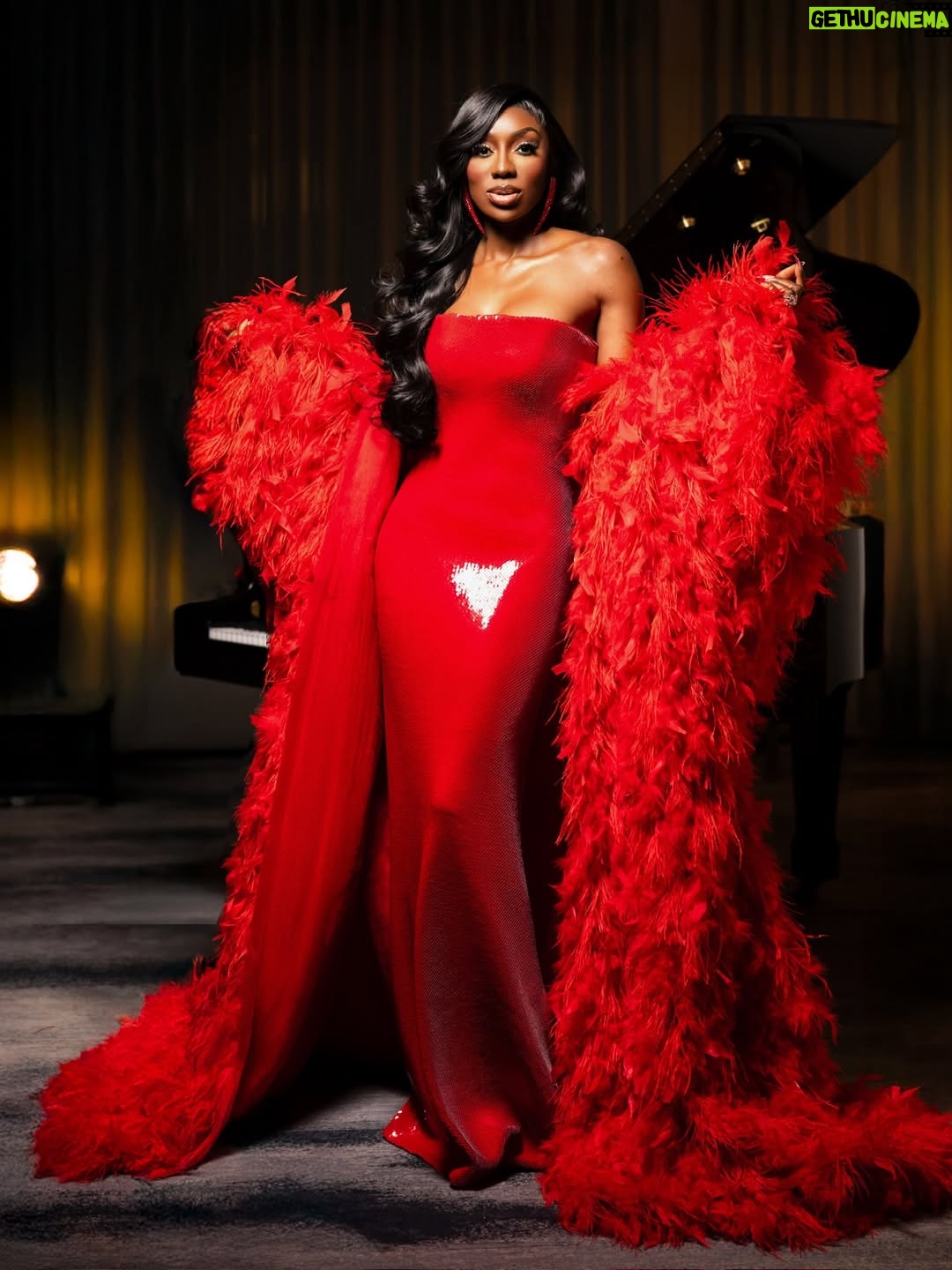 Wendy Osefo - 90.3K Likes - Class Dismissed 💅🏾💋… #RHOP Reunion loading. 

Stylist: @parischea 
Makeup: @already_perfect 
Hairstylist: @jooeljames 
Outfit designer: @sergiohudson 
Feather Jacket:  @albinadyla 
Custom Jewelry: @hugokreit
Shoes: @femme_la 
📸: @sonejr