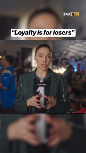 Whitney Cummings Instagram - If you’re an NFL fan ready to jump ship, Fan Switch has you covered — because, as they say, Loyalty is for Losers 🤣 @whitneycummings