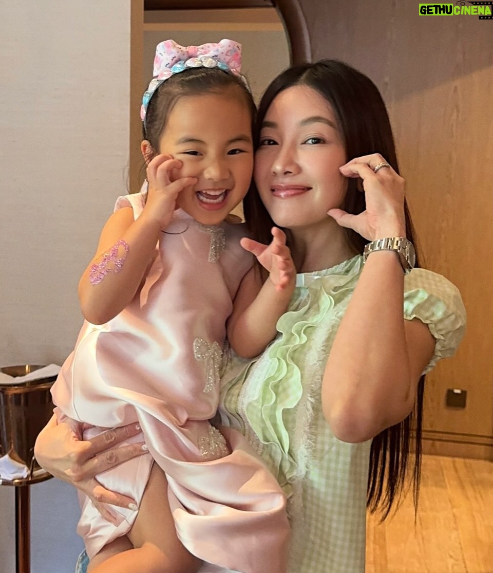 Woranuch Bhirombhakdi - 52.9K Likes - HBD to พี่พรีนคนสวย 🎂