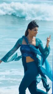 Actress Yaashika Aanand HD Photos and Wallpapers October 2025