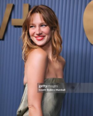 Yael Grobglas Instagram - Emmy night razzle dazzle!