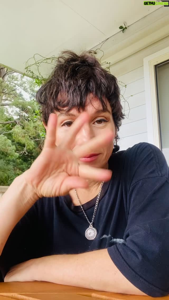 Yael Stone - 4.5K Likes - 