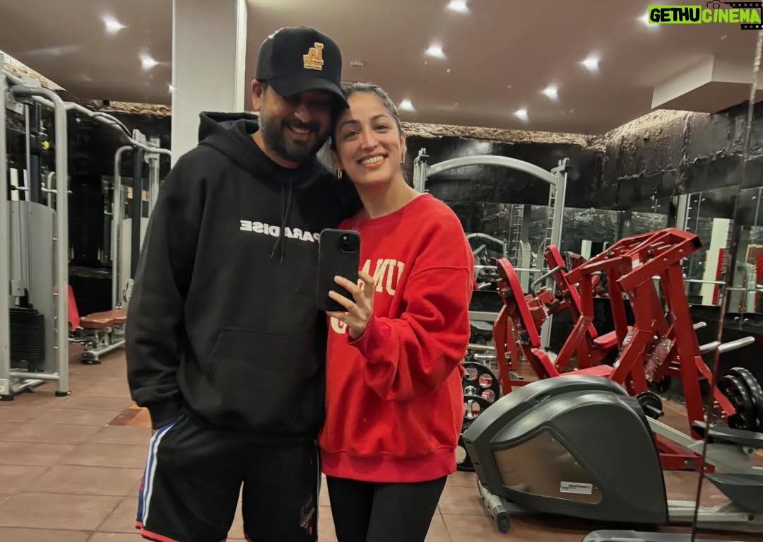 Yami Gautam - 670.7K Likes - If only there were enough words to describe what you mean to me…To my one & only, Aditya !!! 
Happy Birthday, love ❤️❤️❤️