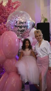 Actress Yanina Studilina HD Photos and Wallpapers March 2026