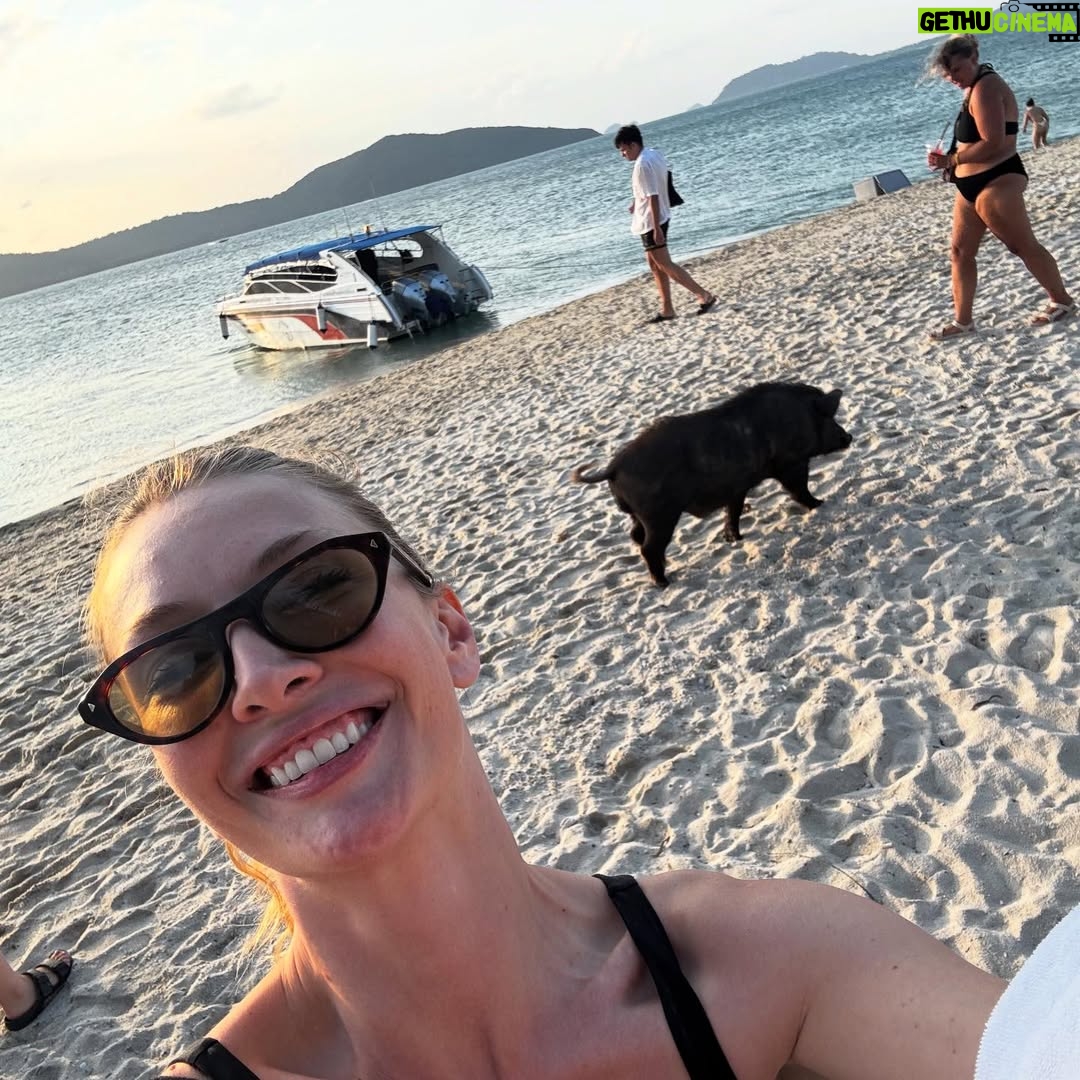 Yasemin Kay Allen - 30.8K Likes - Good times.
🇹🇭