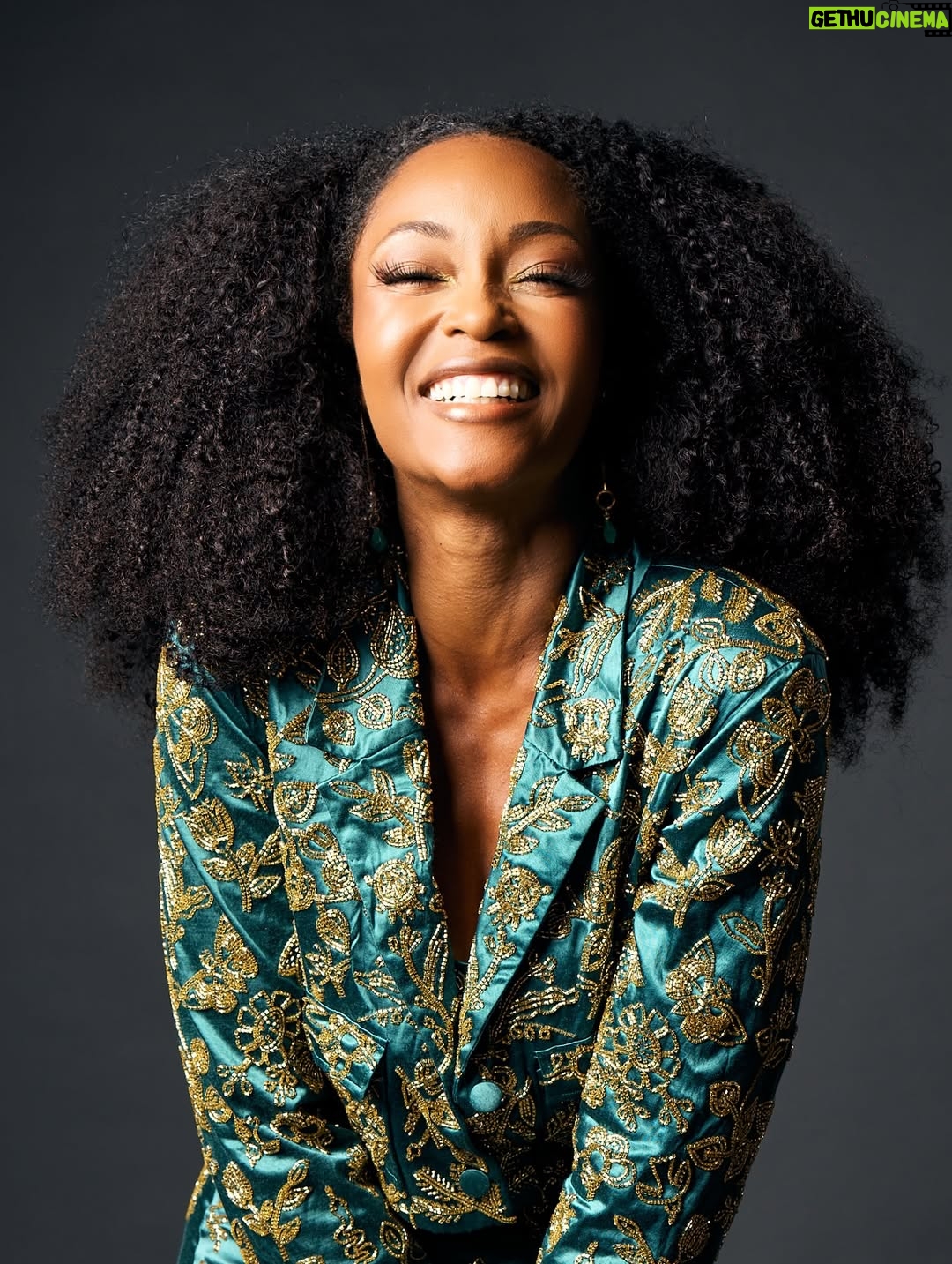 Yaya DaCosta - 6.8K Likes - One of my favorite things about award season is the family reunion vibes. 
Thank you, Uptown Honors @uptownmagazine 
and @lexususa for a beautiful night celebrating some of our most talented men in the business!
@mariovanpeebles 
@tayediggsinsta 
@noblewood 
@omarbensonmiller 
Congratulations, fellas! 👏🏾
And to the hostess with the mostess… @taibeau , you and @therealchrisspencer made the show rich with love and laughter!
Thank you.
