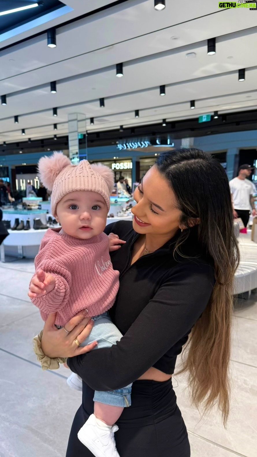 Yazmin Marziali - 3 Likes - having a december baby is elite 🎄🤍

#holidays #decemberbaby #pregnant #baby #christmas