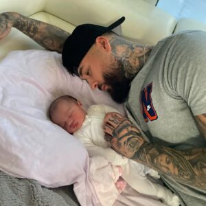 Yazmin Marziali Instagram - Valencya Rose 🤍 Dec 26th 2024
Our greatest gift 🫶🏼