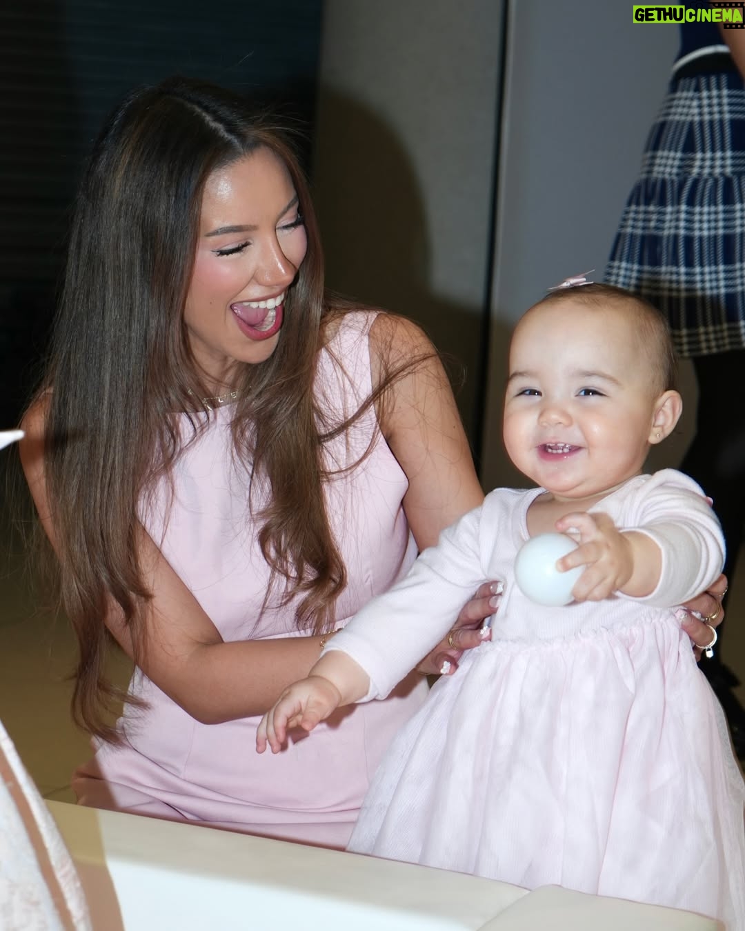 Yazmin Marziali - 3 Likes - happy 1st bday to our baby girl Valencya ❄️🤍

photos: @pinkwaterproductions