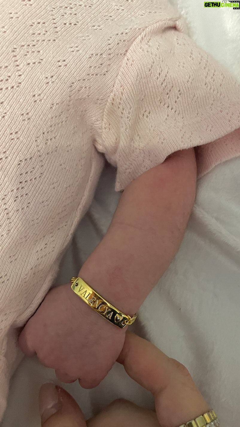 Yazmin Marziali - 3 Likes - I wish I could give my freshly postpartum self a big hug 🥹🥹🫶🏼

#postpartum #postpartumbody #postpartumjourney #ppd #postpartumrecovery #pregnant #pregnancy #baby #newborn