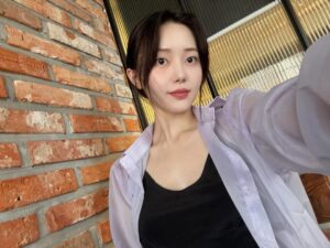 Yeo Joo-ha Instagram - 나 올해부터는 사진을 제때제때 정리하겠어요! (과연)
2025 뱌뱌이👋🏻