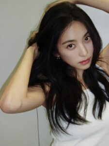Actress Yoon Bo-ra HD Photos and Wallpapers March 2026
