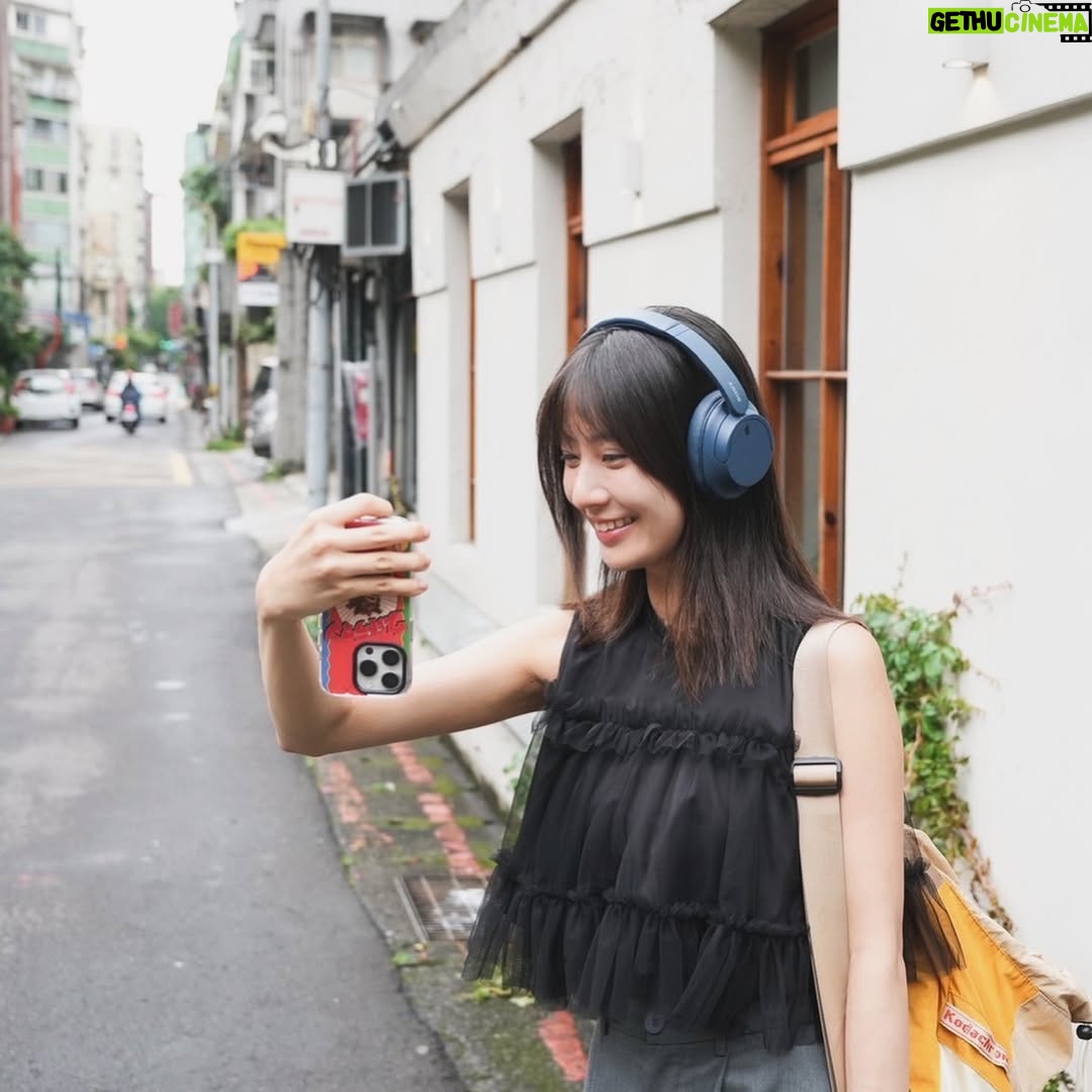 Yu-Hsuan Huang - 4.6K Likes - 謝謝朋朋幫我拍好看的照片
這陣子在忙著籌備活動
預計6月底公布！
有機會跟大家見面囉～‪(´>▽< ก )‬՞ ՞