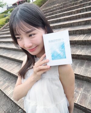 Yu-Hsuan Huang Instagram - 雖然我有買過許多品牌的膠原蛋白粉的經驗
但過去不是太腥就是添加物太多吃起來太甜
因此一直沒有養成吃膠原蛋白粉的習慣( ¯𐃷¯ 💦)
不過有一說一🫵🏻⸝⸝꙳
前陣子開始試用粼粼的膠原蛋白胜肽是我目前吃過的所有膠原蛋白粉裡味道最好的一款了!!!!
如果妳也跟我一樣
是會在意食物殘留在口腔味道的水水們
那應該都有遇過那種吃完偏甜的膠原蛋白粉後
殘留在舌根的甜味會漸漸變得有點酸臭( ・᷄ᯅ・᷅ )
但粼粼的膠原蛋白胜肽非常細緻
沒有任何腥味 只有淡淡的甜味
乾吞後嘴裡還是超!清!爽!
成分也非常單純
使用日本百年大廠的膠原蛋白
來源透明 經SGS檢測
無雌激素、無重金屬、無西藥成分沒有過多的添加物
讓我這次出國三個禮拜
直接毫不猶豫把它裝進行李箱中𖧷 ⁺.
就算行程再累
我的氣色依然超~級~好~ ( -᷄▽-᷅ و(و ♬
而且現在是早鳥優惠現折$100!
只到6/10 大家快去官網下單吧𓅯 ✨
🔗 https://www.linglingbebetter.com