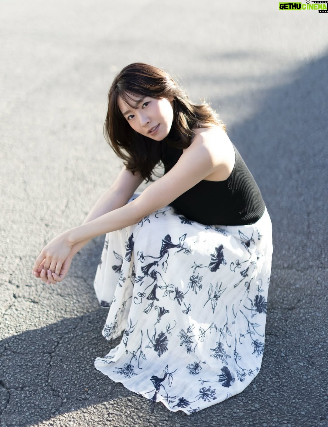 Yui Natsuki - 3.9K Likes - 📚

どちらの夏来も堪能できる欲張りな1冊です🙊

グッズプランは1月18日まで
https://tokyolily.jp/products/gradorumeikan2026_natsukiyui

《『グラドル名鑑2026』3月27日発売》