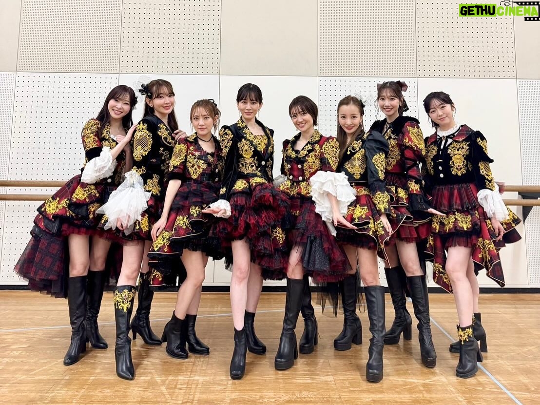 Yuko Oshima - 108.8K Likes - やっぱりAKBの衣装って最強最高なんです

オサレカンパニーのみなさん、
徹夜して新しい衣装を私たちのために作ってくれてありがとう