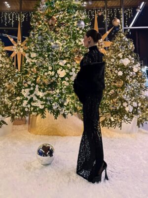 Yulia Mikhalkova-Matyukhina Instagram - И год проходит, и мечты сбываются…✨